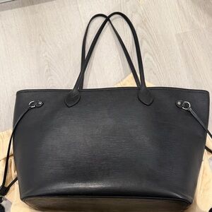 NEVERFULL MM Louis Vuitton Black Tote Bag Epi Leather